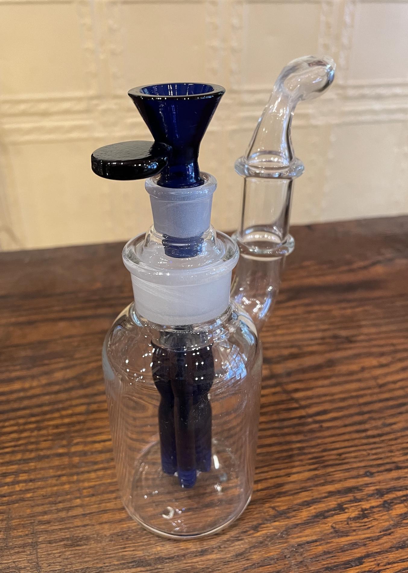 OB Water Pipe with Flower Diffuser - 7 - IAI Corporation - Wholesale Glass  Pipes & Smoking Accessories